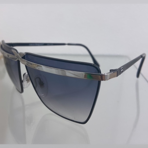 Laura Biagiotti - Picture 3 of 5